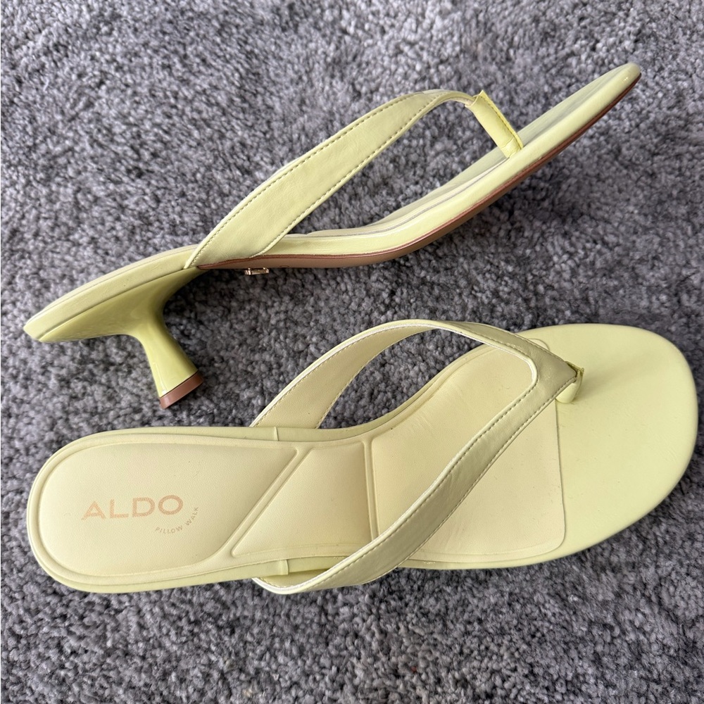 Aldo Pale Yellow Kitten Heel Thong Mules